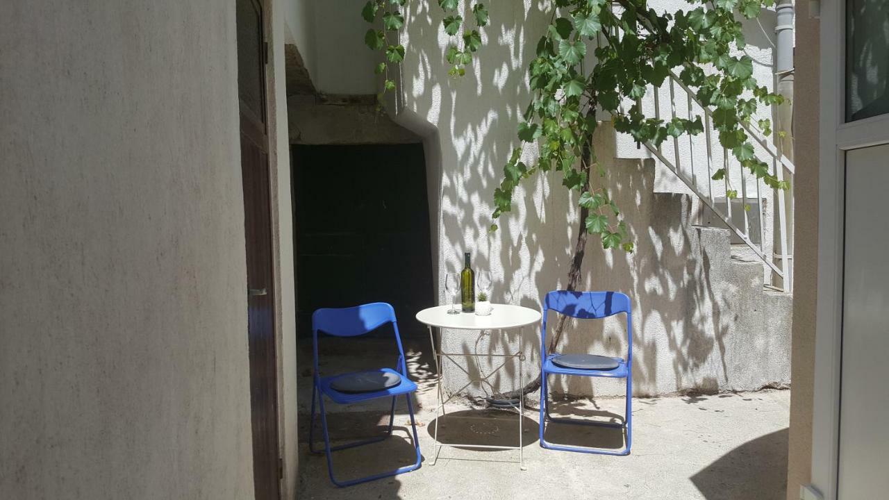 Apartment Nuna Baška Eksteriør bilde
